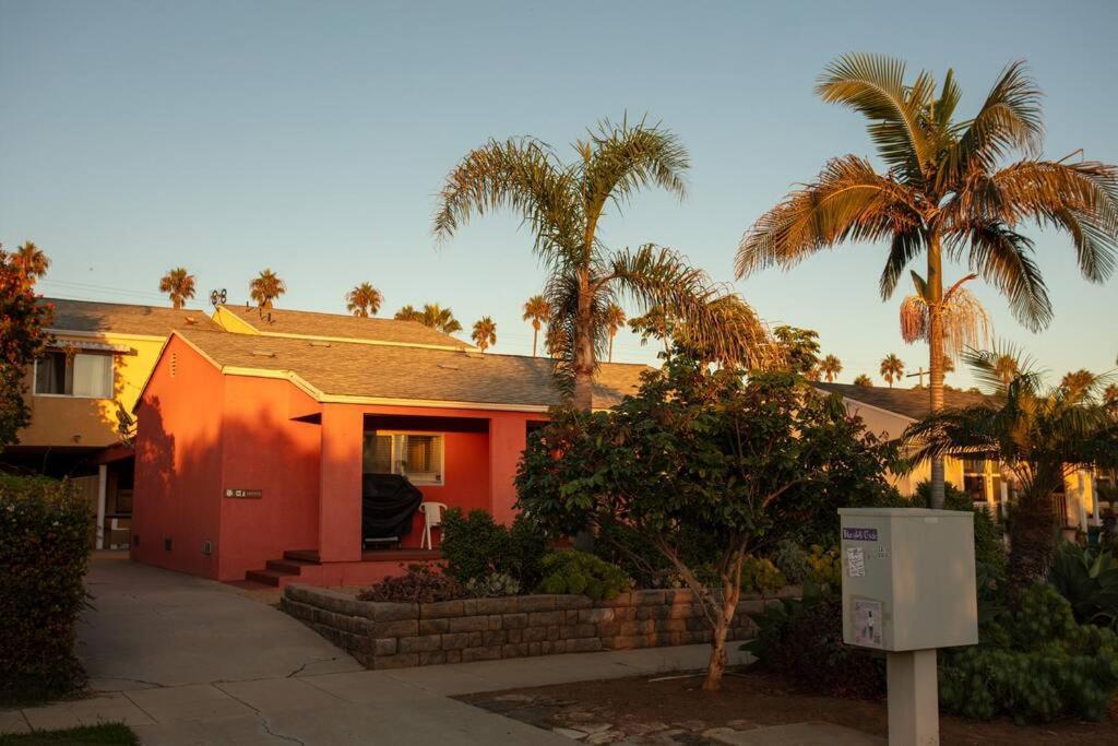 1 Block From Beach - Steps From Restaurants & Shops Oceanside Exterior foto